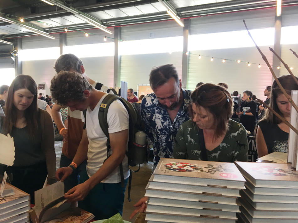 Bezoekers stand Veganistisch Koken