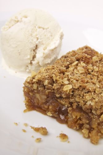 appelcrumble met soja-ijs