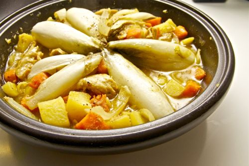 Tajine met witlof en vegan kipstukjes vegetarische slager